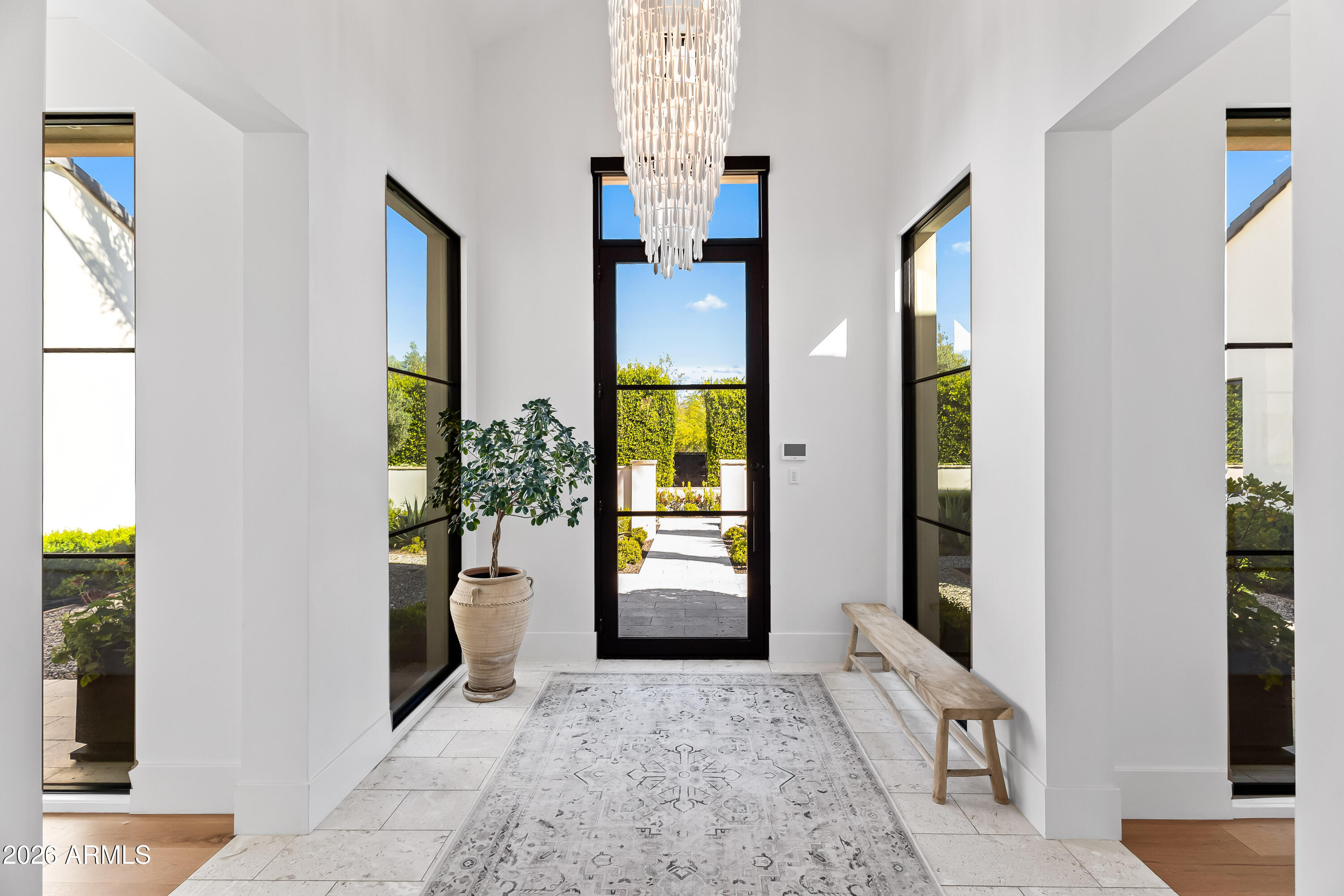 5531 E MOCKINGBIRD Lane