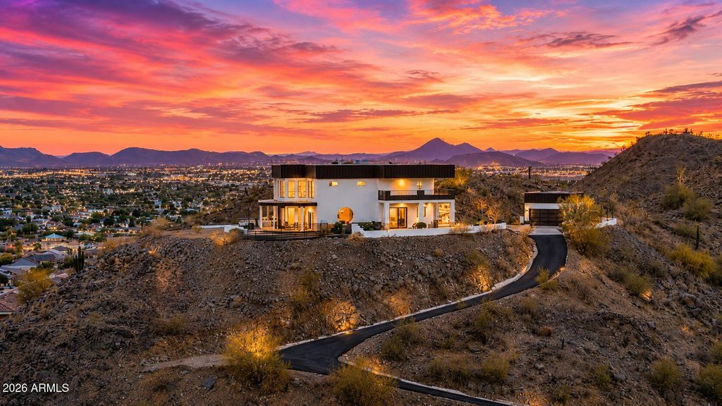 Photo of 18812 N 22nd Street, Phoenix, AZ 85024 (MLS # 7031148)