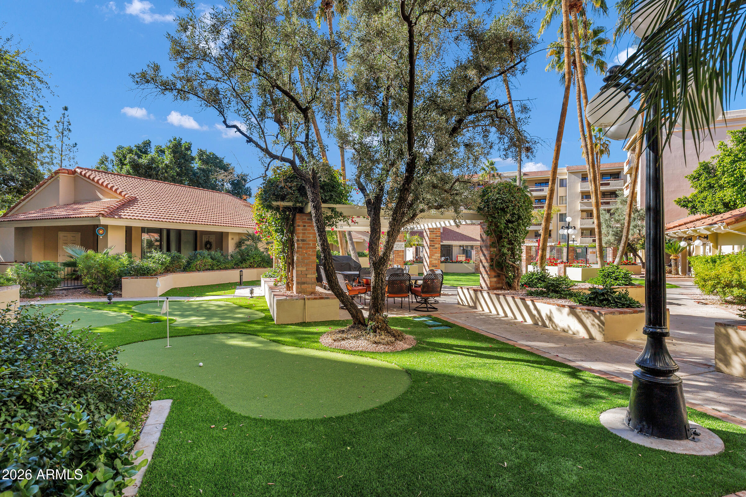 4200 N MILLER Road 321