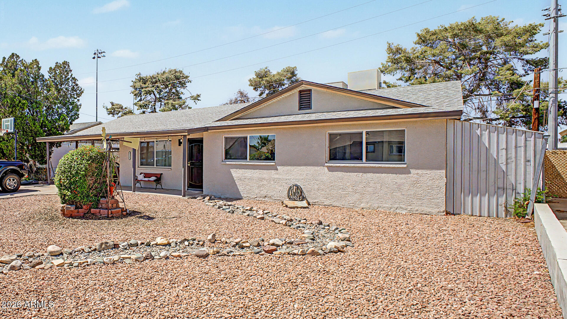 3234 W CORRINE Drive