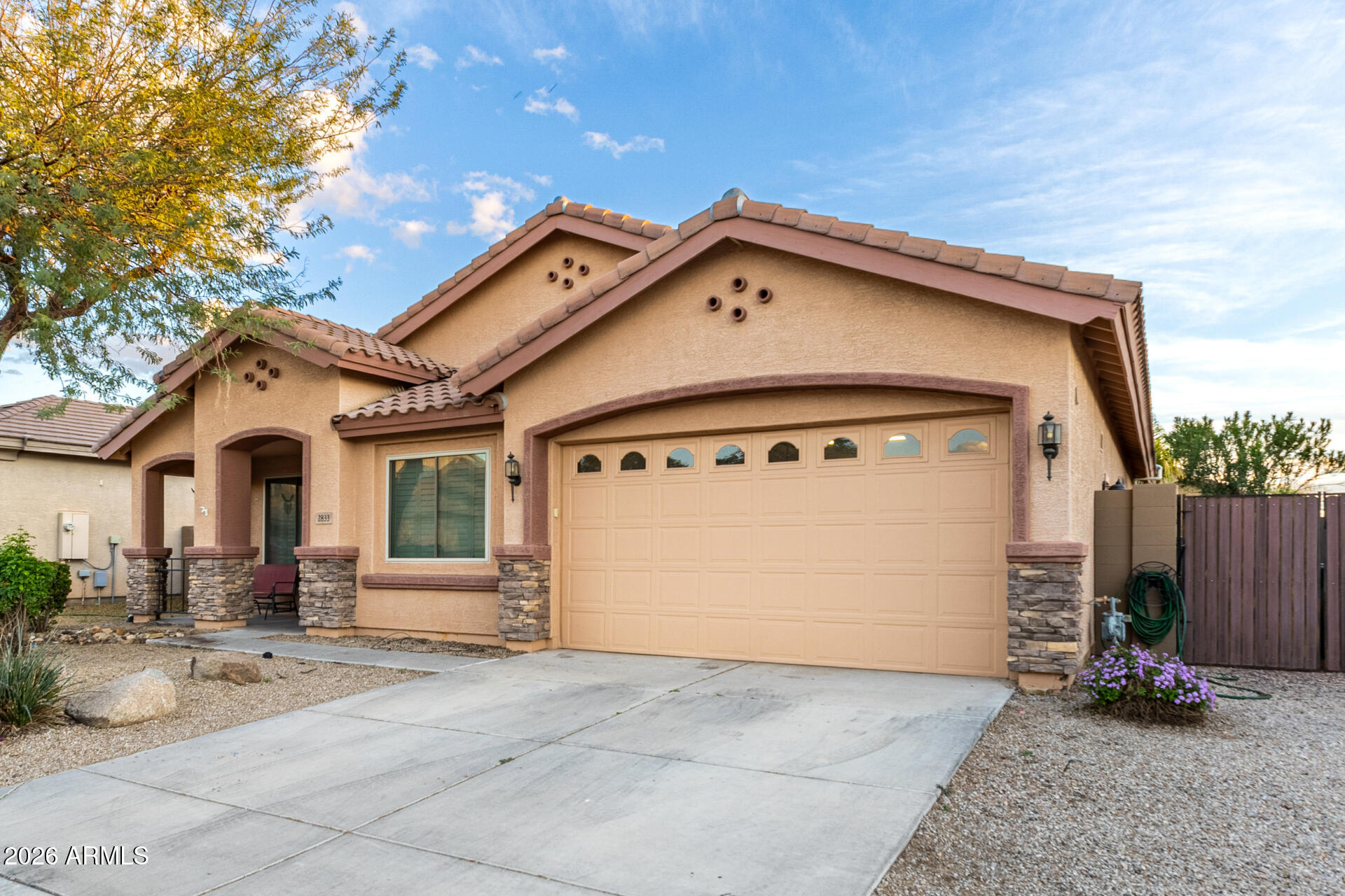 2833 E COBALT Street