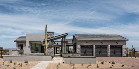 Photo of 12942 E Buckskin Trail, Scottsdale, AZ 85255 (MLS # 7087146)