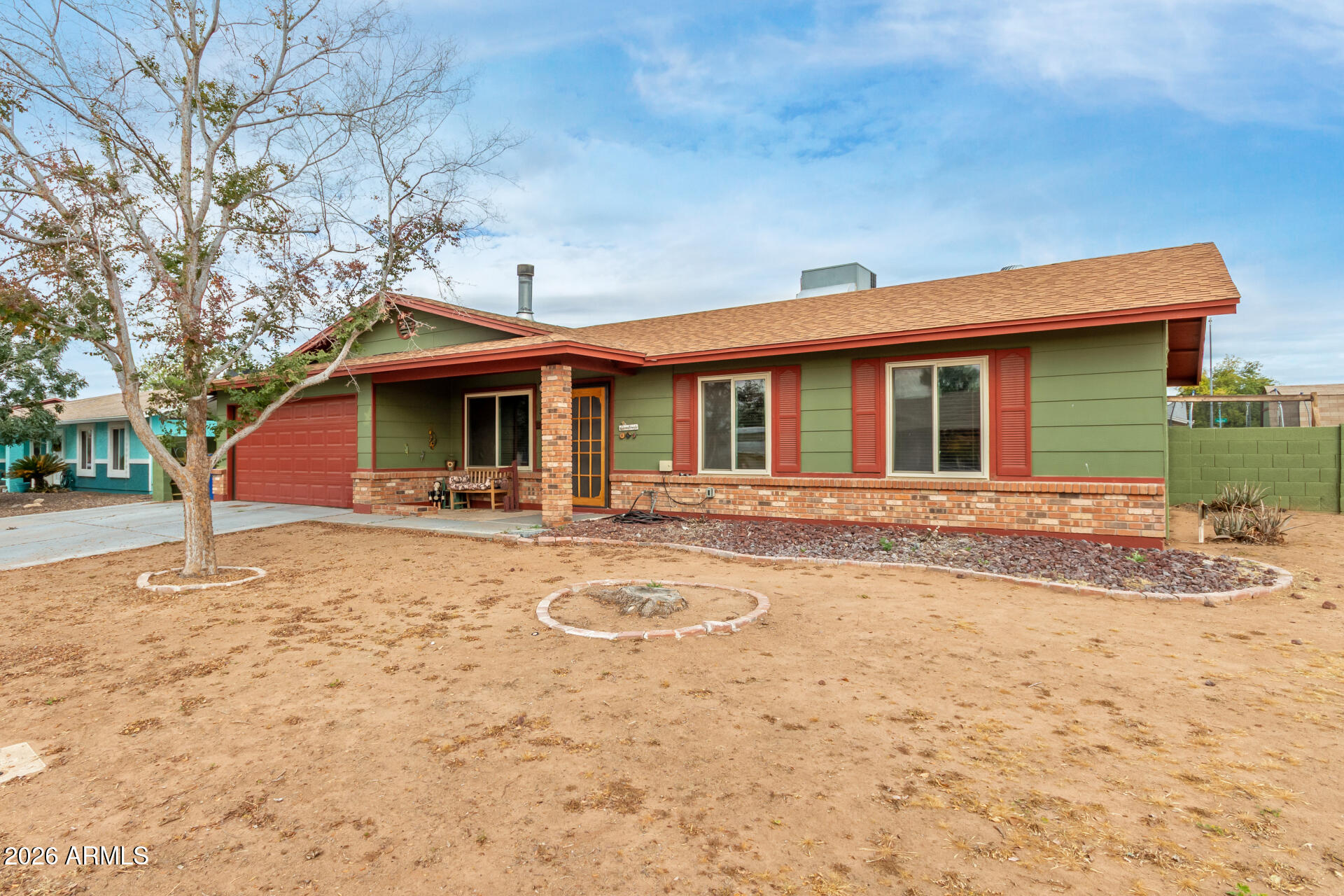 3544 E DIAMOND Avenue