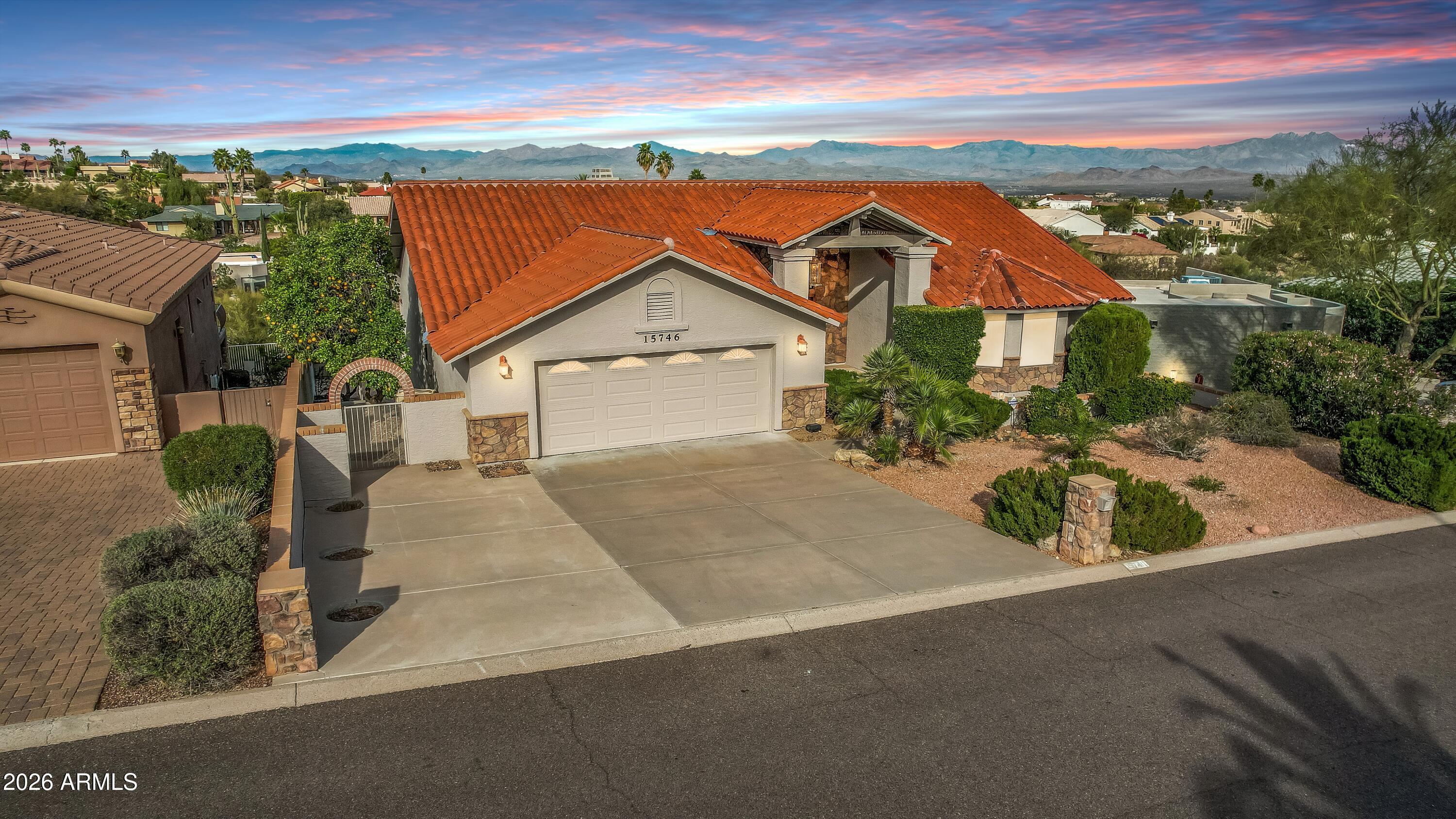 FOUNTAIN HILLS - Residential