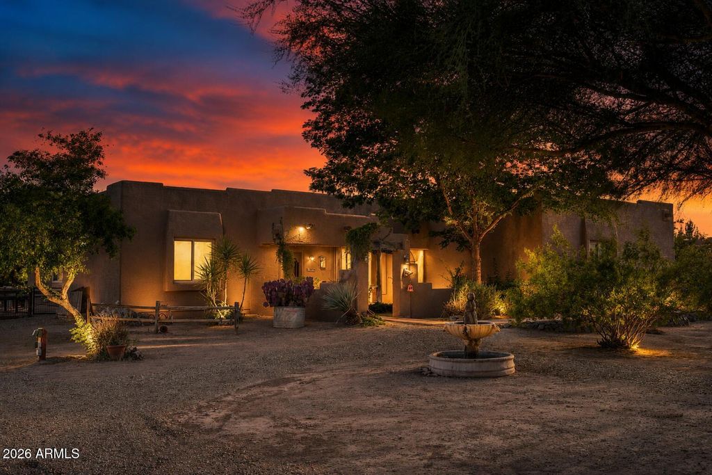 Photo of 21909 W Beacon Lane, Wittmann, AZ 85361 (MLS # 7024564)