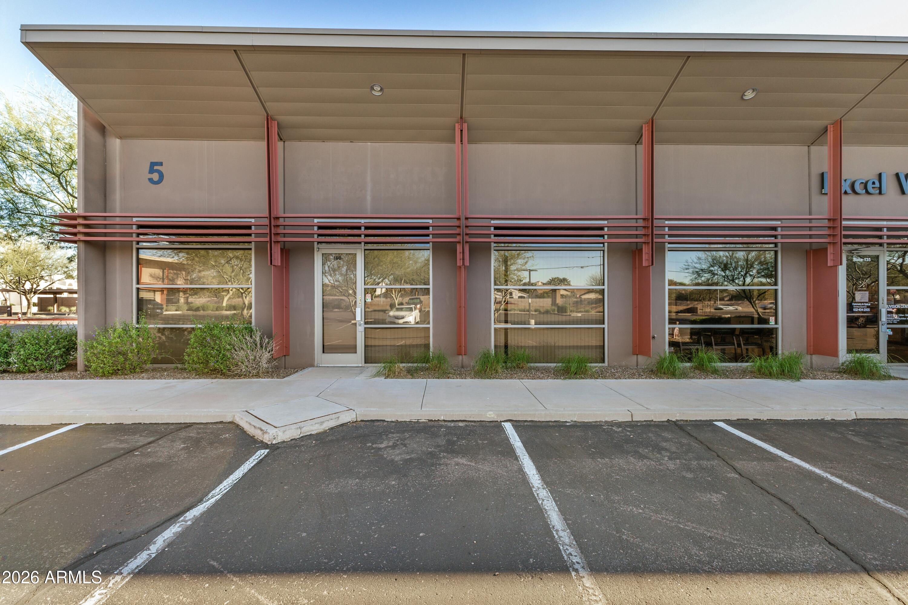 5425 E BELL Road 140