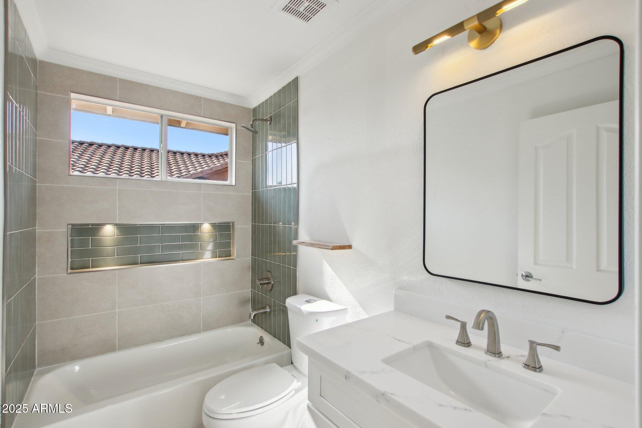 Homes 3 12217 W EDGEMONT Avenue