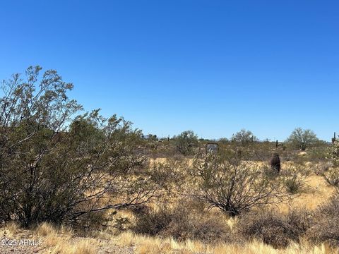 Photo of 37000 N 237th Avenue #-, Morristown, AZ 85342 (MLS # 7013944)