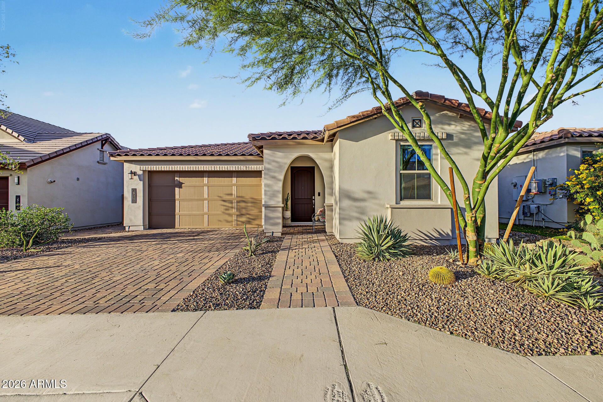 6918 W SPUR Drive
