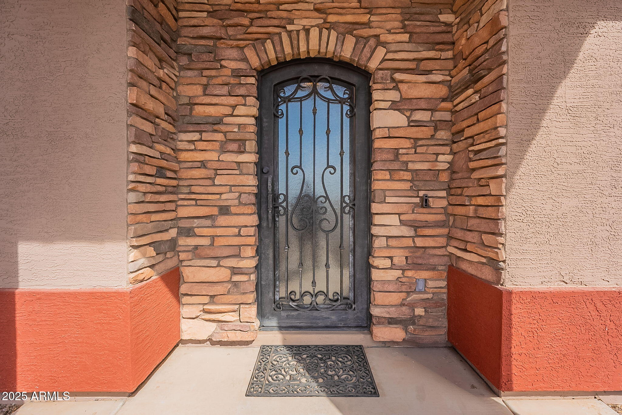6786 W APPALOOSA Trail
