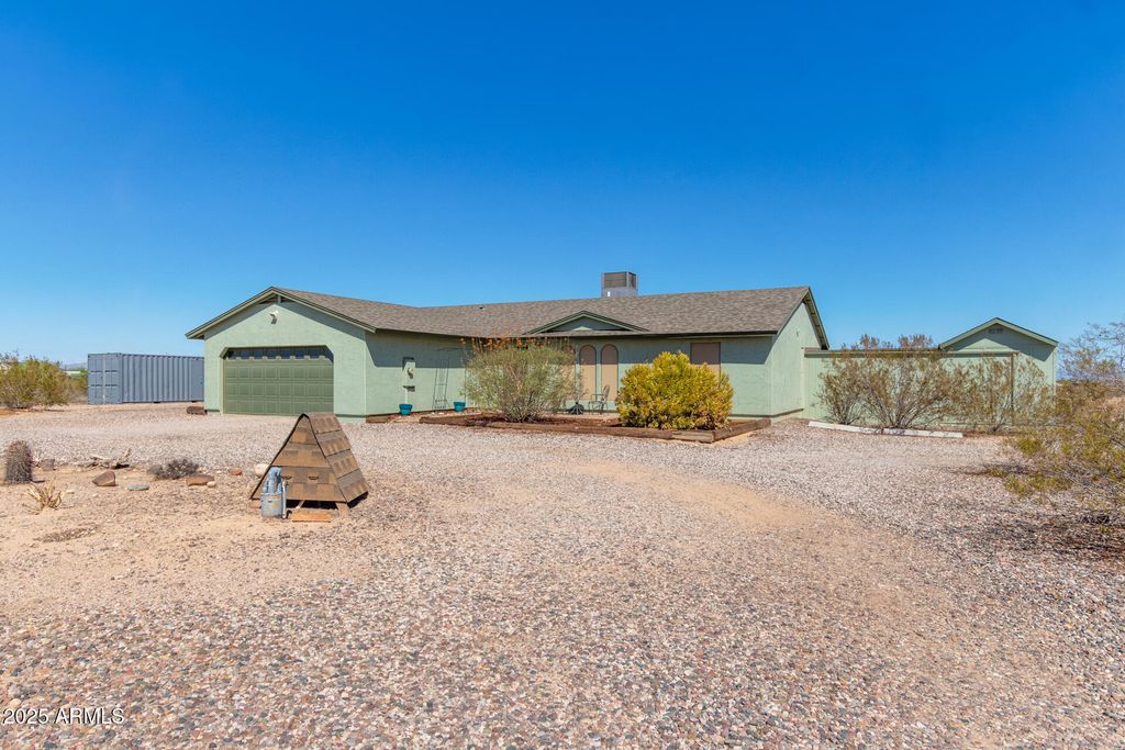 Photo of 3813 S 355th Avenue, Tonopah, AZ 85354 (MLS # 6913435)