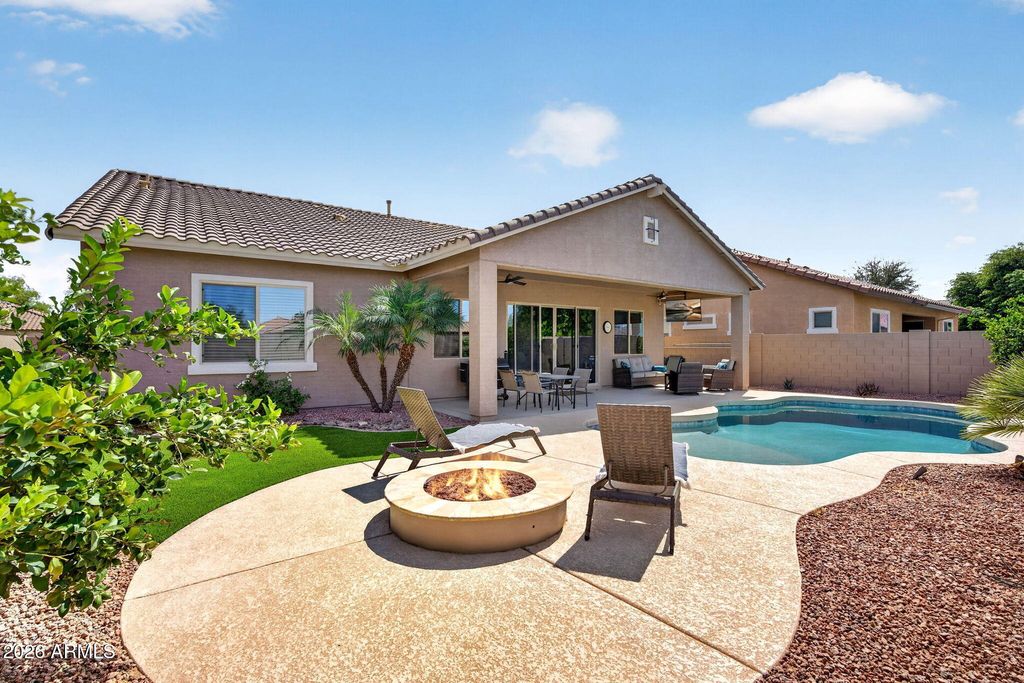 Photo of 19258 E Canary Way, Queen Creek, AZ 85142 (MLS # 7021354)
