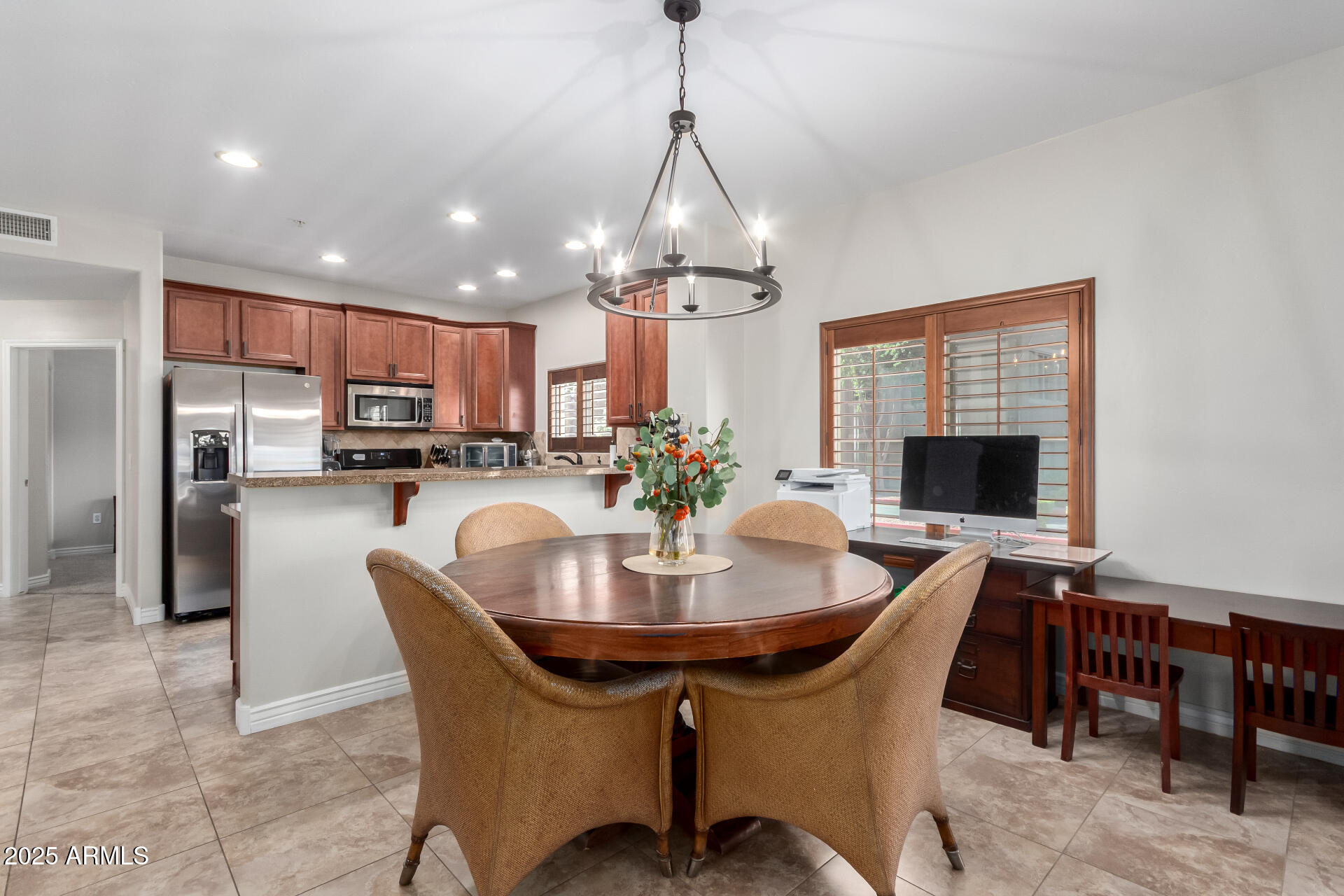 5450 E DEER VALLEY Drive 1217