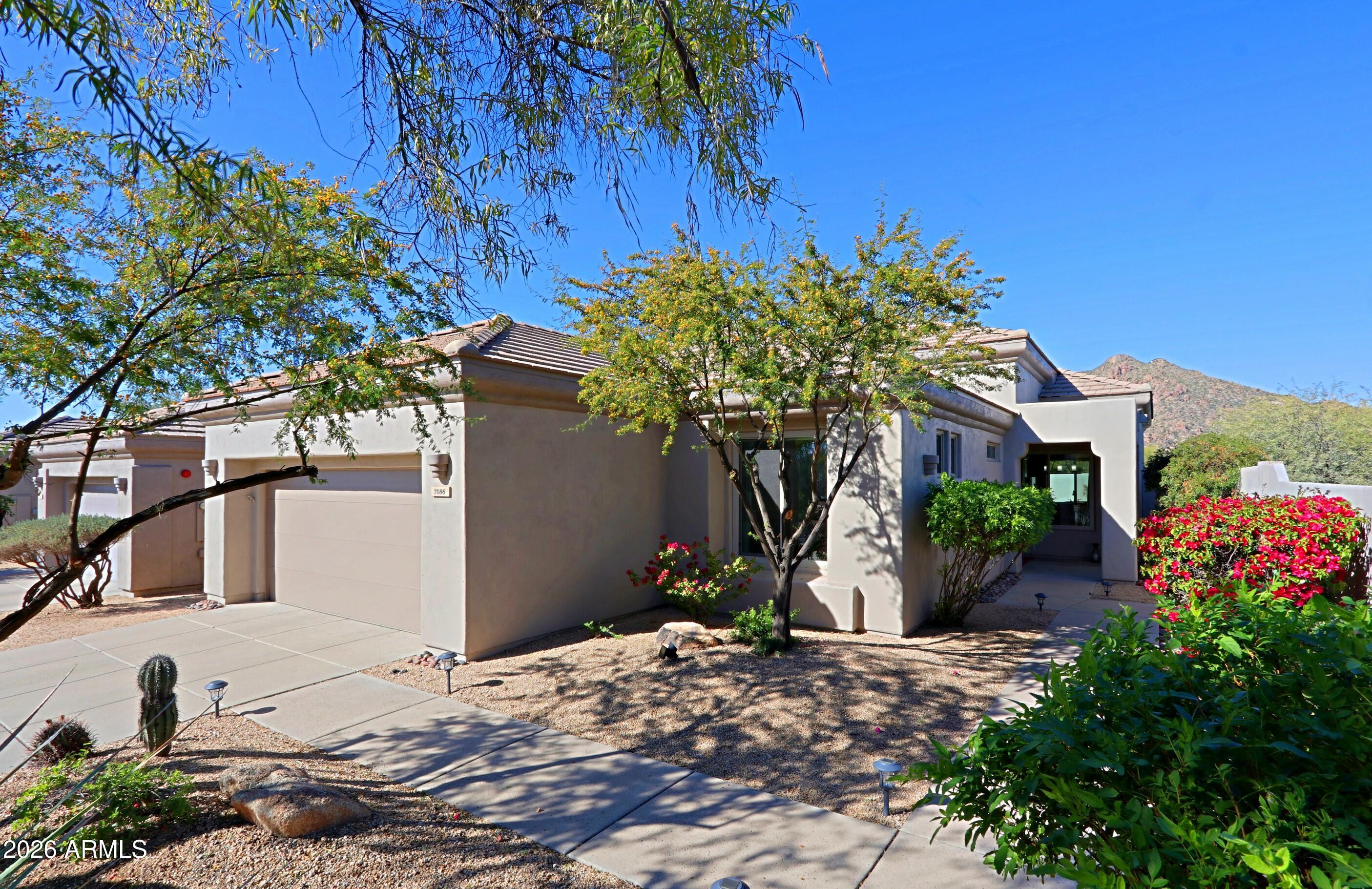 7086 E Whispering Mesquite Trail