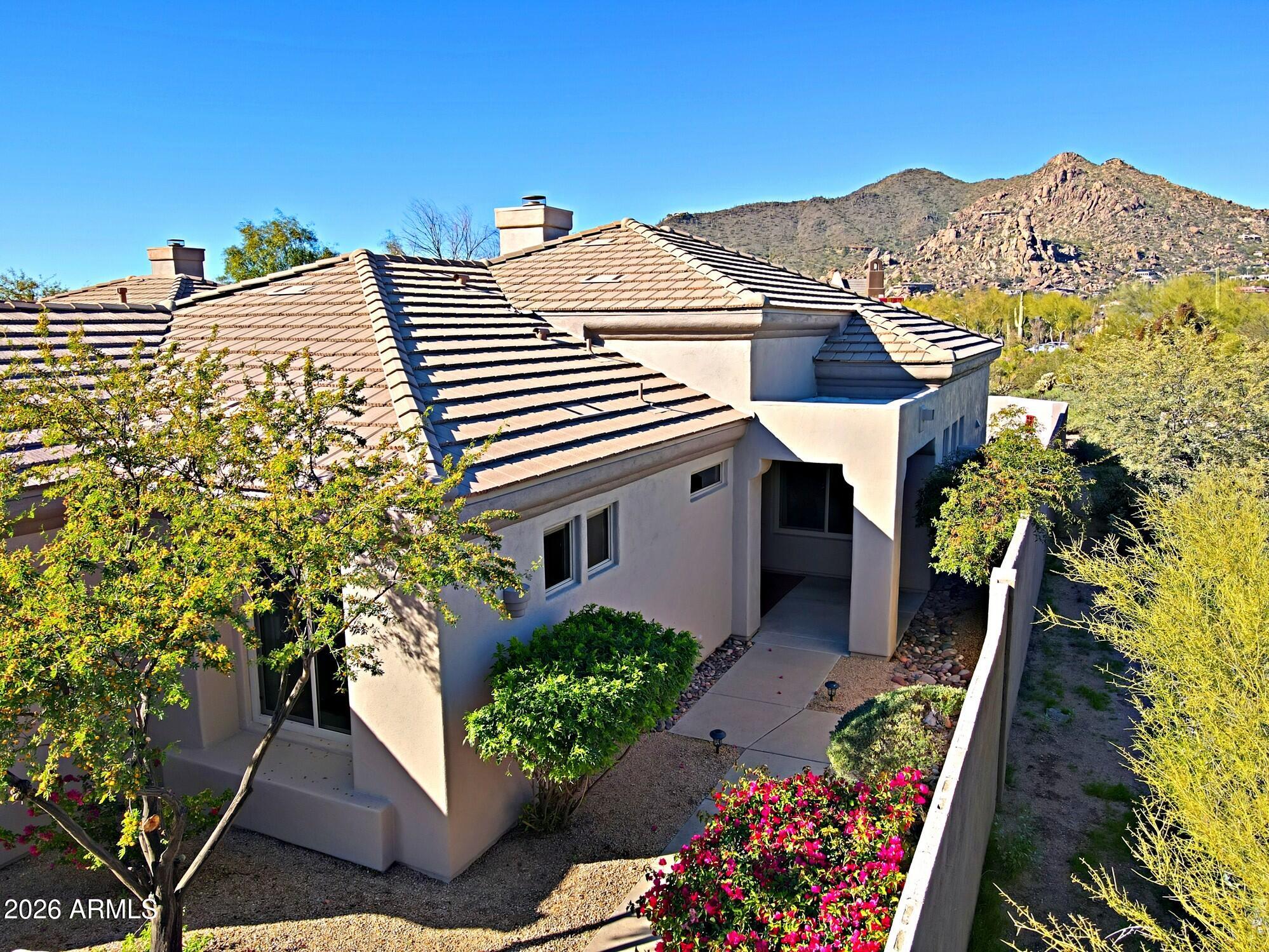 7086 E Whispering Mesquite Trail