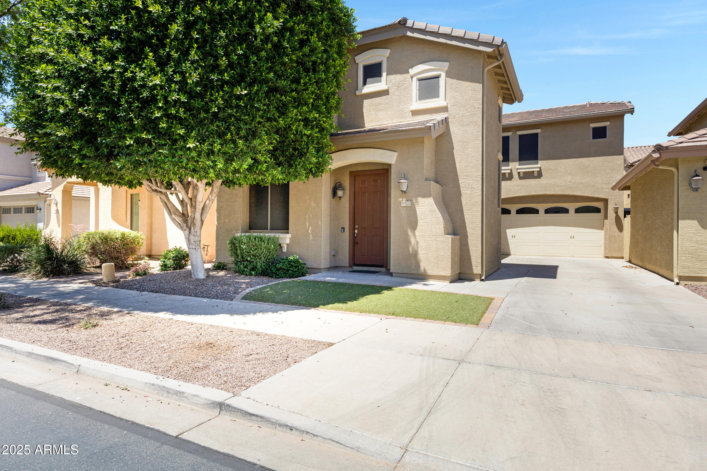 19172 E KINGBIRD Drive