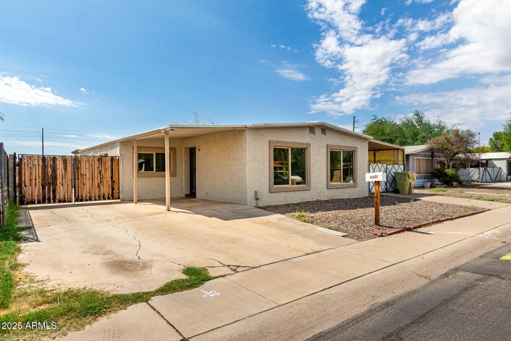 Photo of 6601 W Eva Street, Glendale, AZ 85302 (MLS # 6923490)