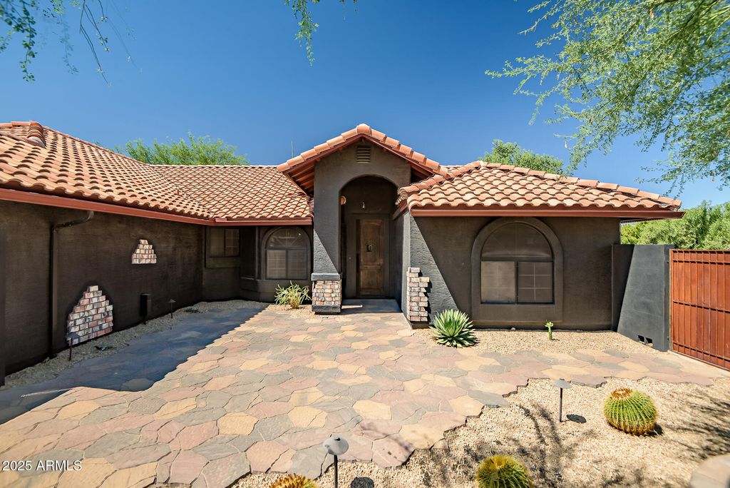 Photo of 28238 N 67th Street, Cave Creek, AZ 85331 (MLS # 6918865)