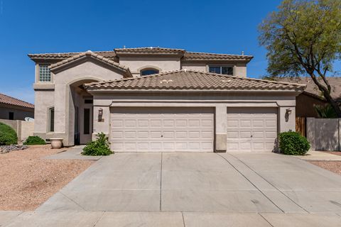 Photo of 918 W Windsong Drive, Phoenix, AZ 85045 (MLS # 7005934)