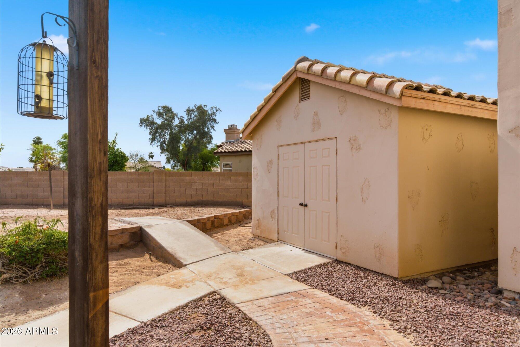 3360 W IVANHOE Court