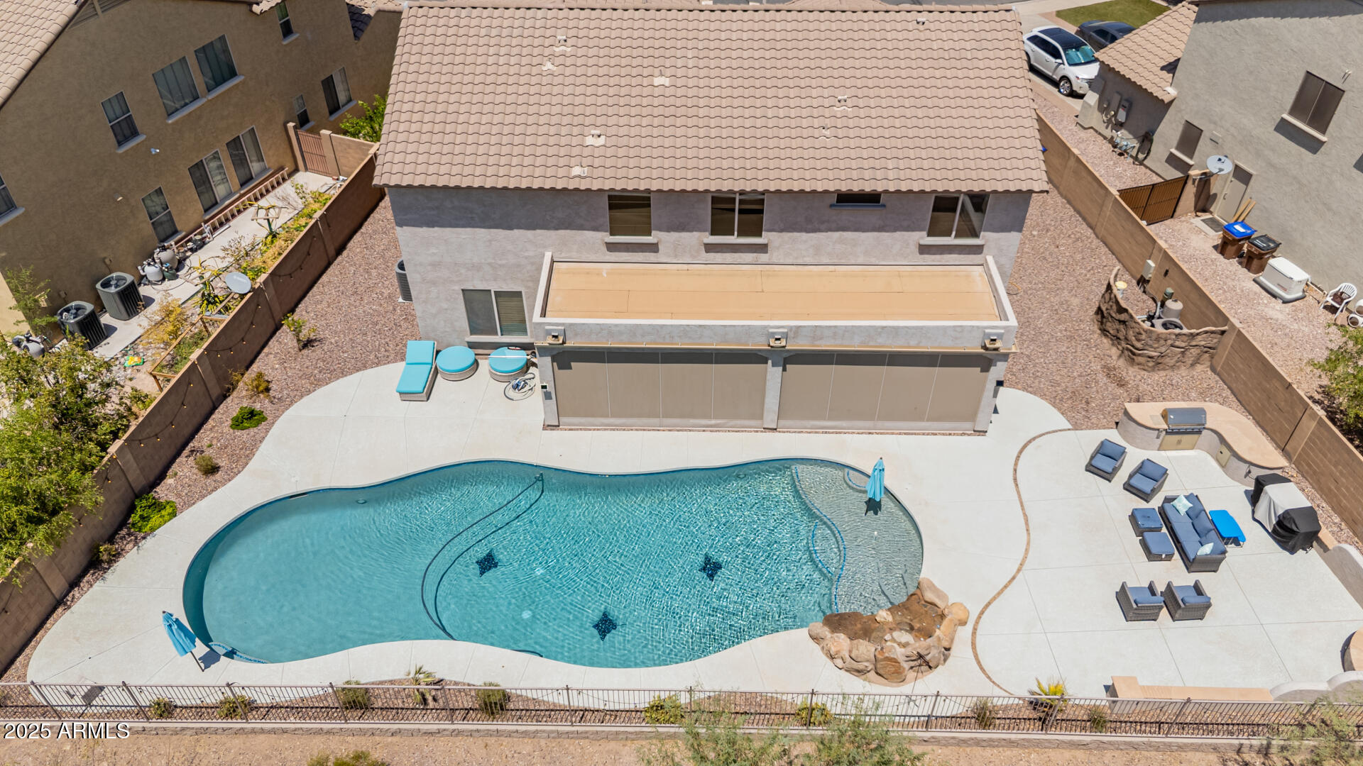 3211 N SPYGLASS Court