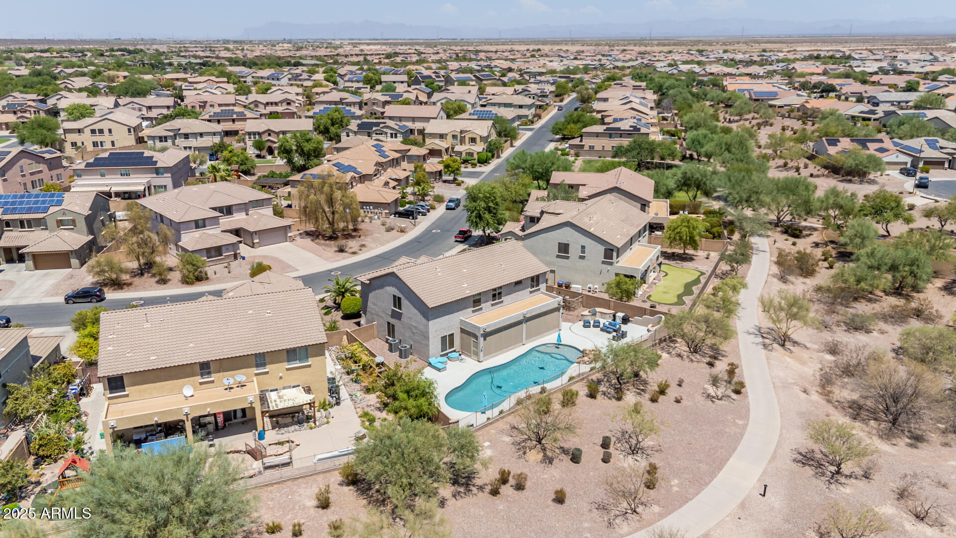 3211 N SPYGLASS Court