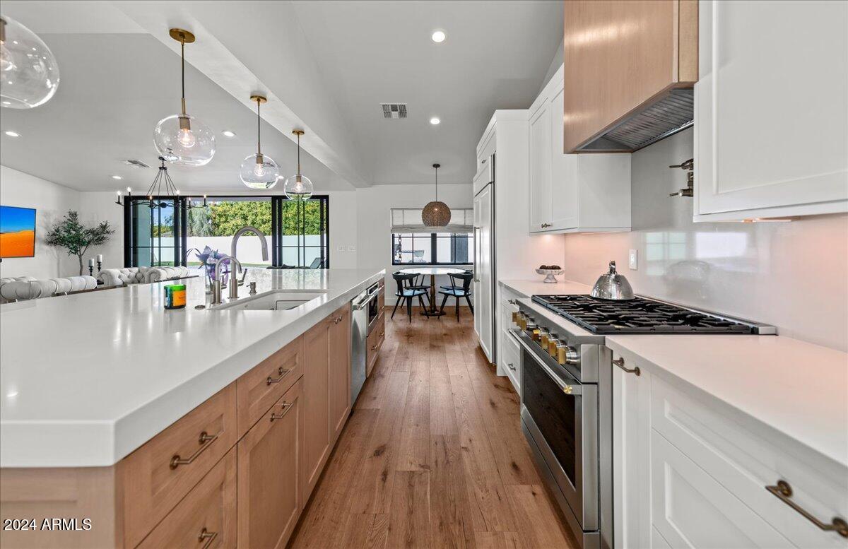 6234 E MONTEROSA Street