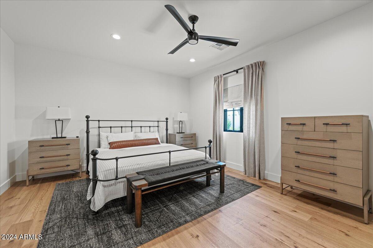 6234 E MONTEROSA Street