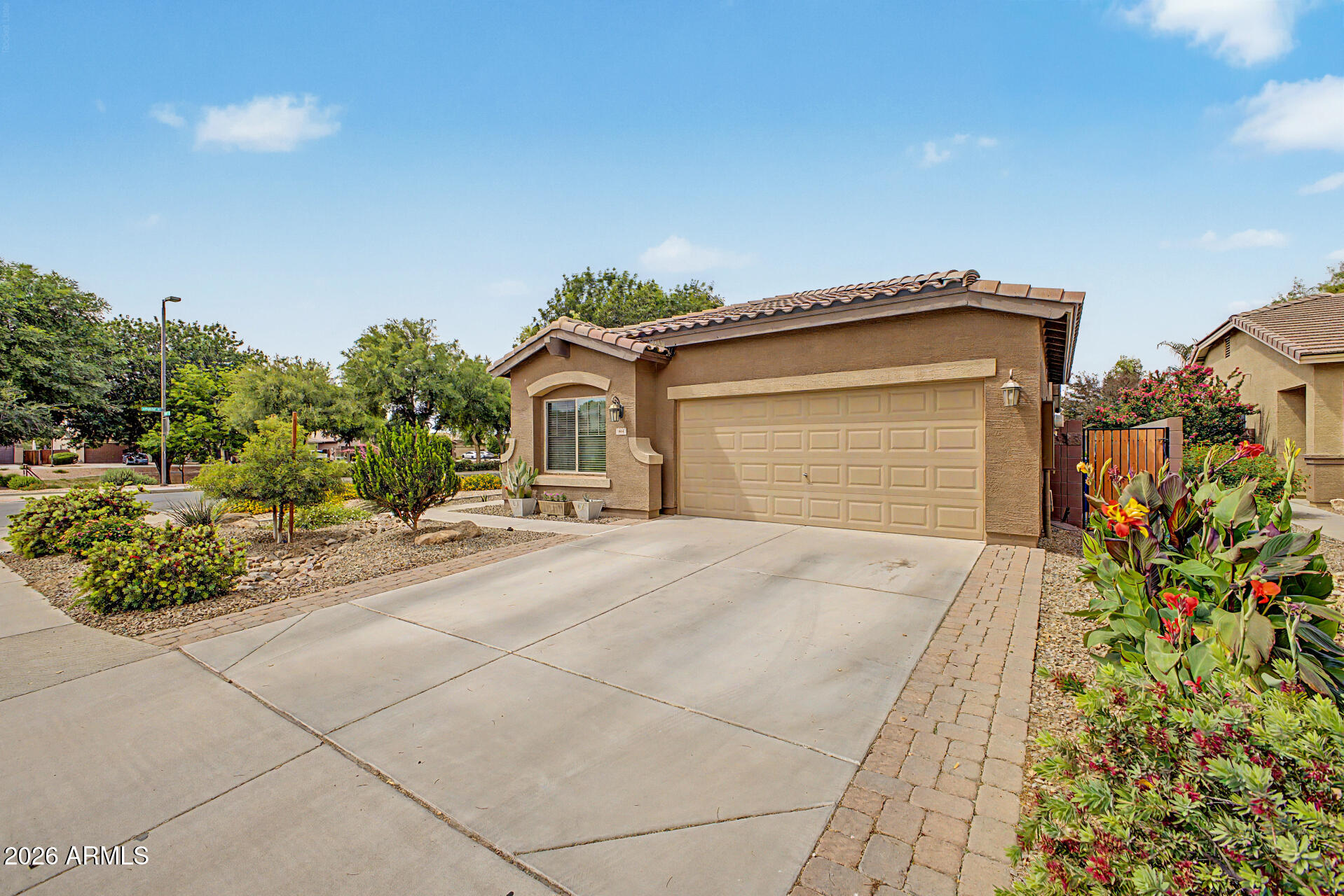 844 W HARVEST Road