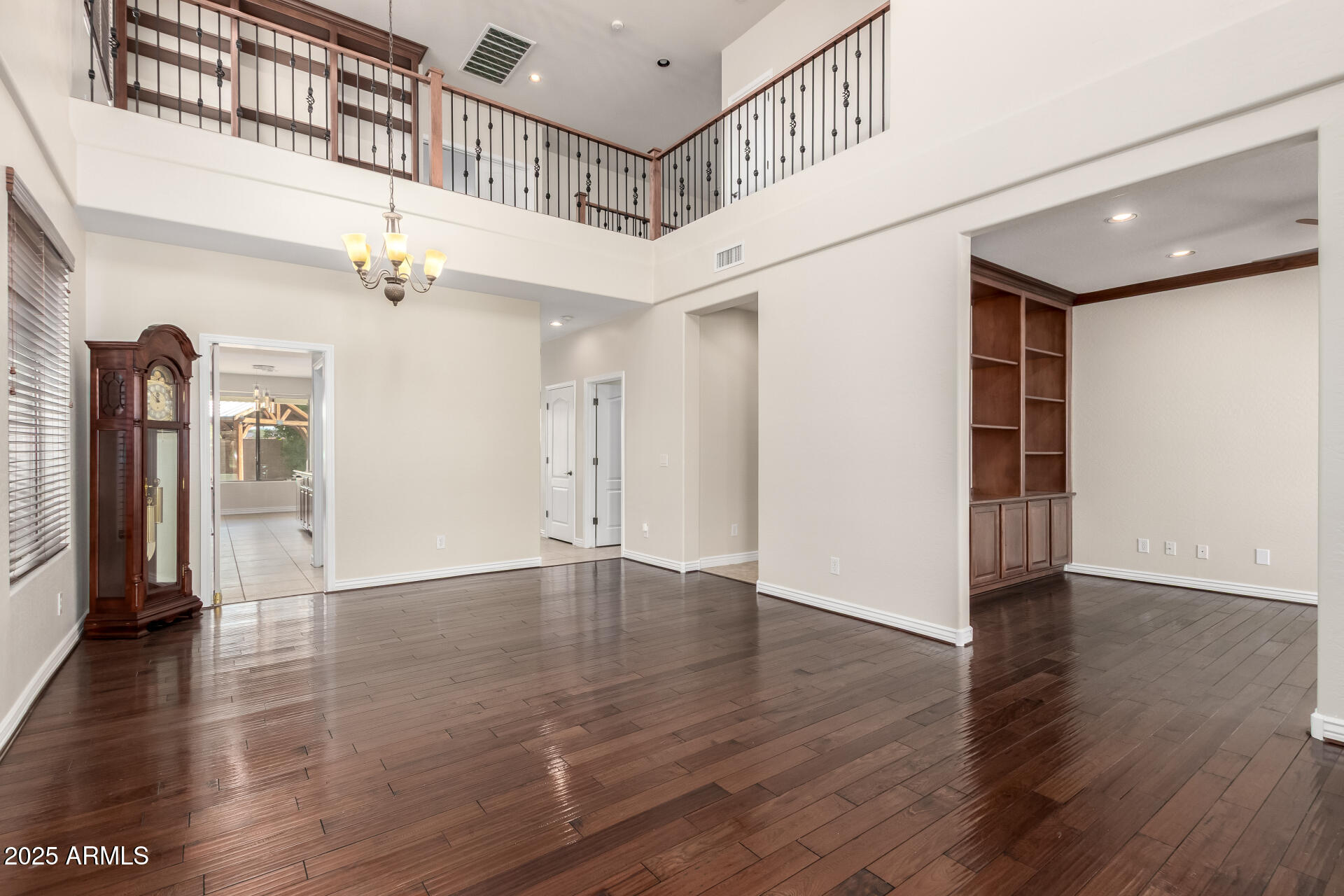 18171 W MARSHALL Lane