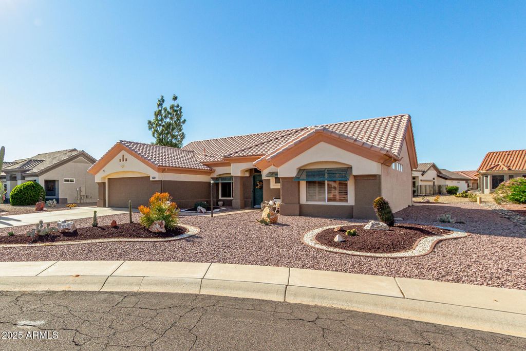 Photo of 21620 N 156th Lane, Sun City West, AZ 85375 (MLS # 6951583)