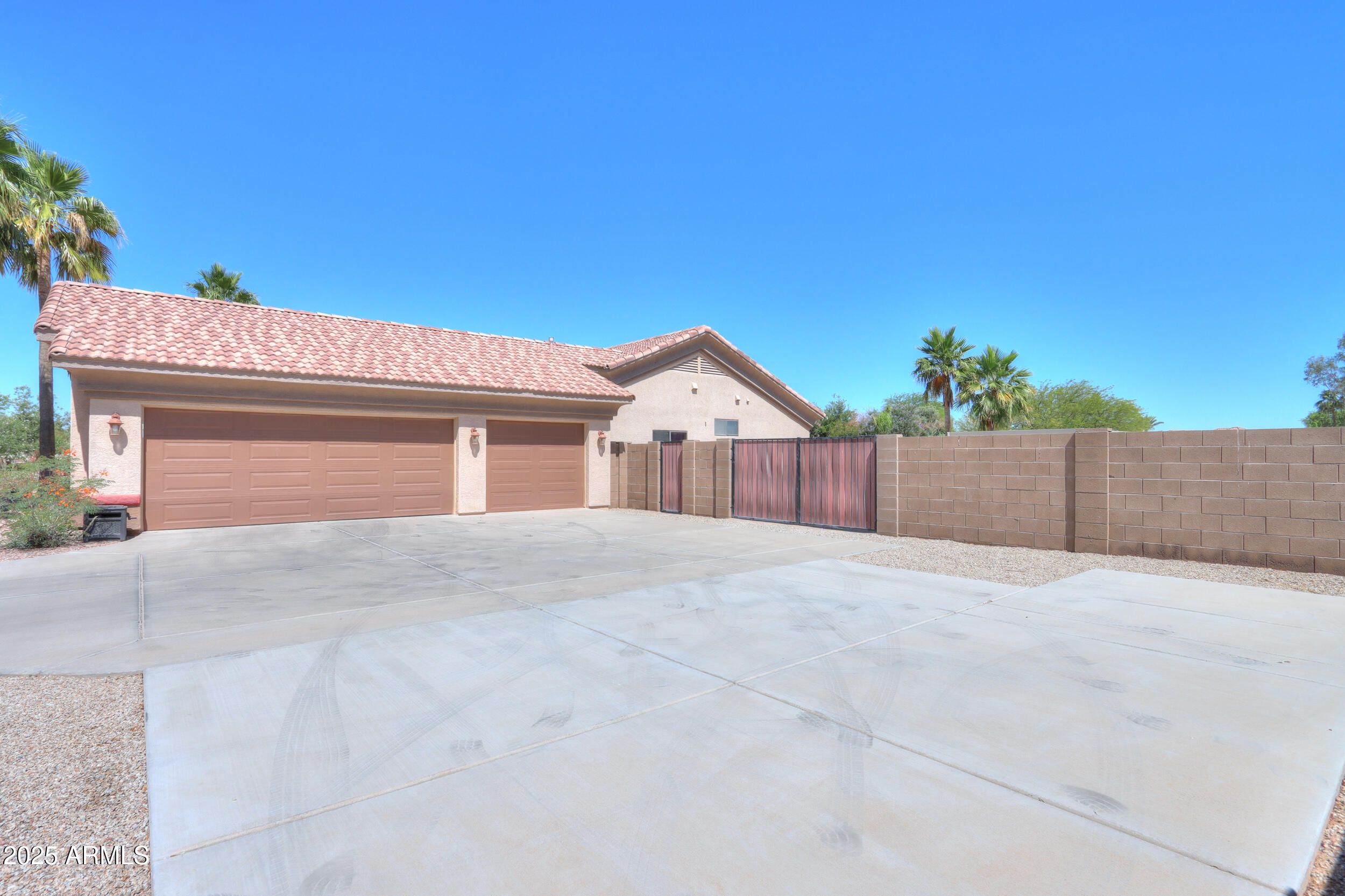 380 E WILEY Way