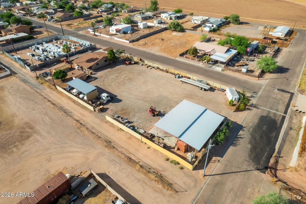 Photo of 410 W 2nd Avenue, Casa Grande, AZ 85122 (MLS # 6989916)