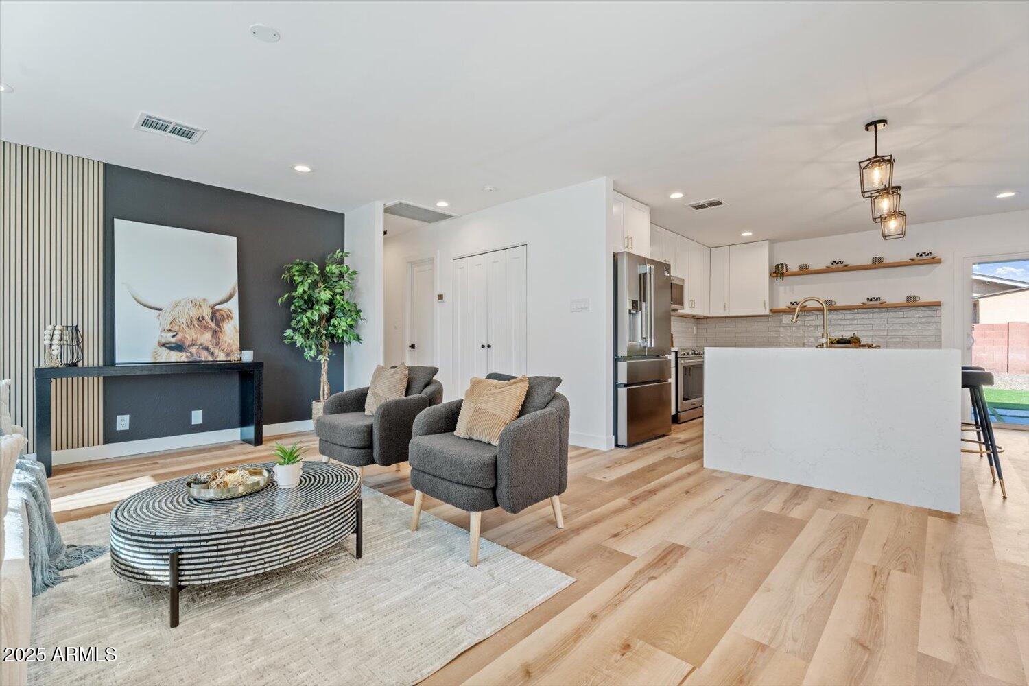 8532 E Sheridan Street