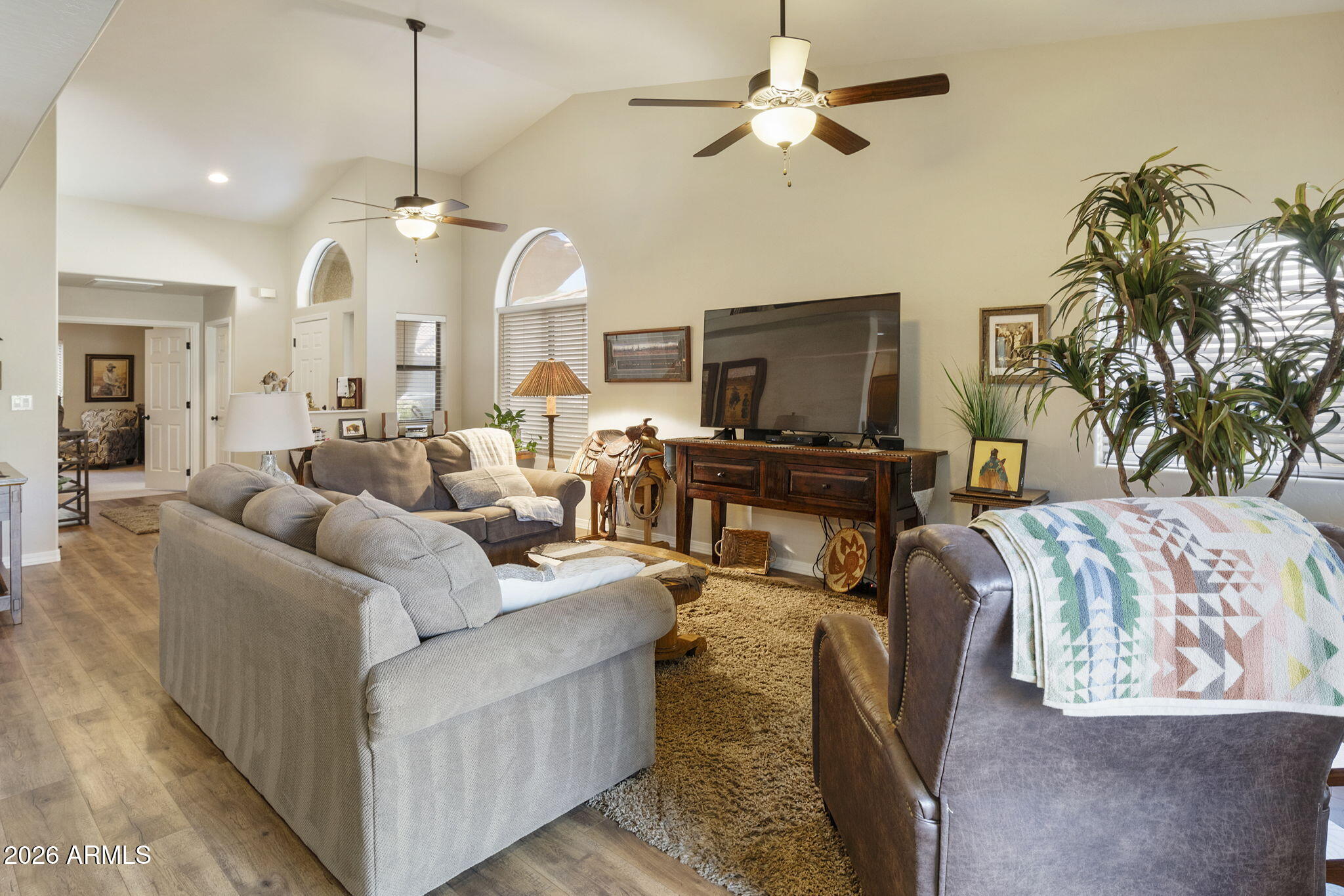 4202 E BROADWAY Road 199