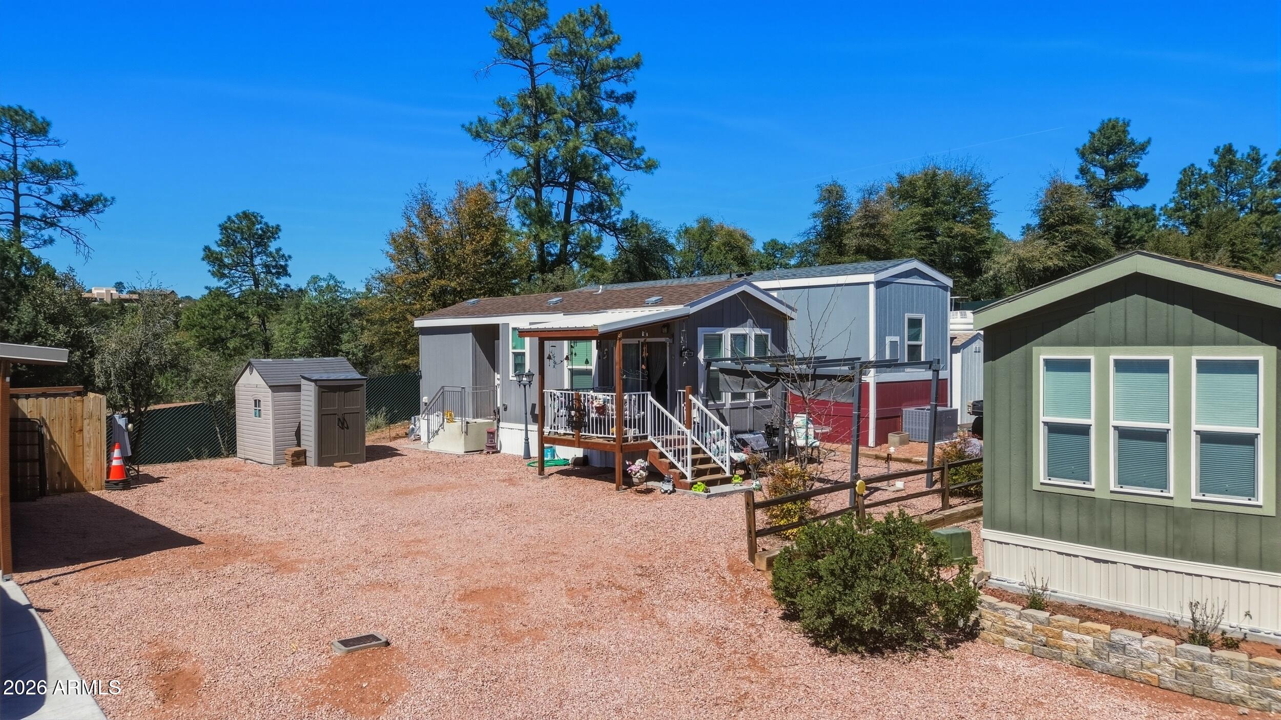 16 N Star Vale -- 122a