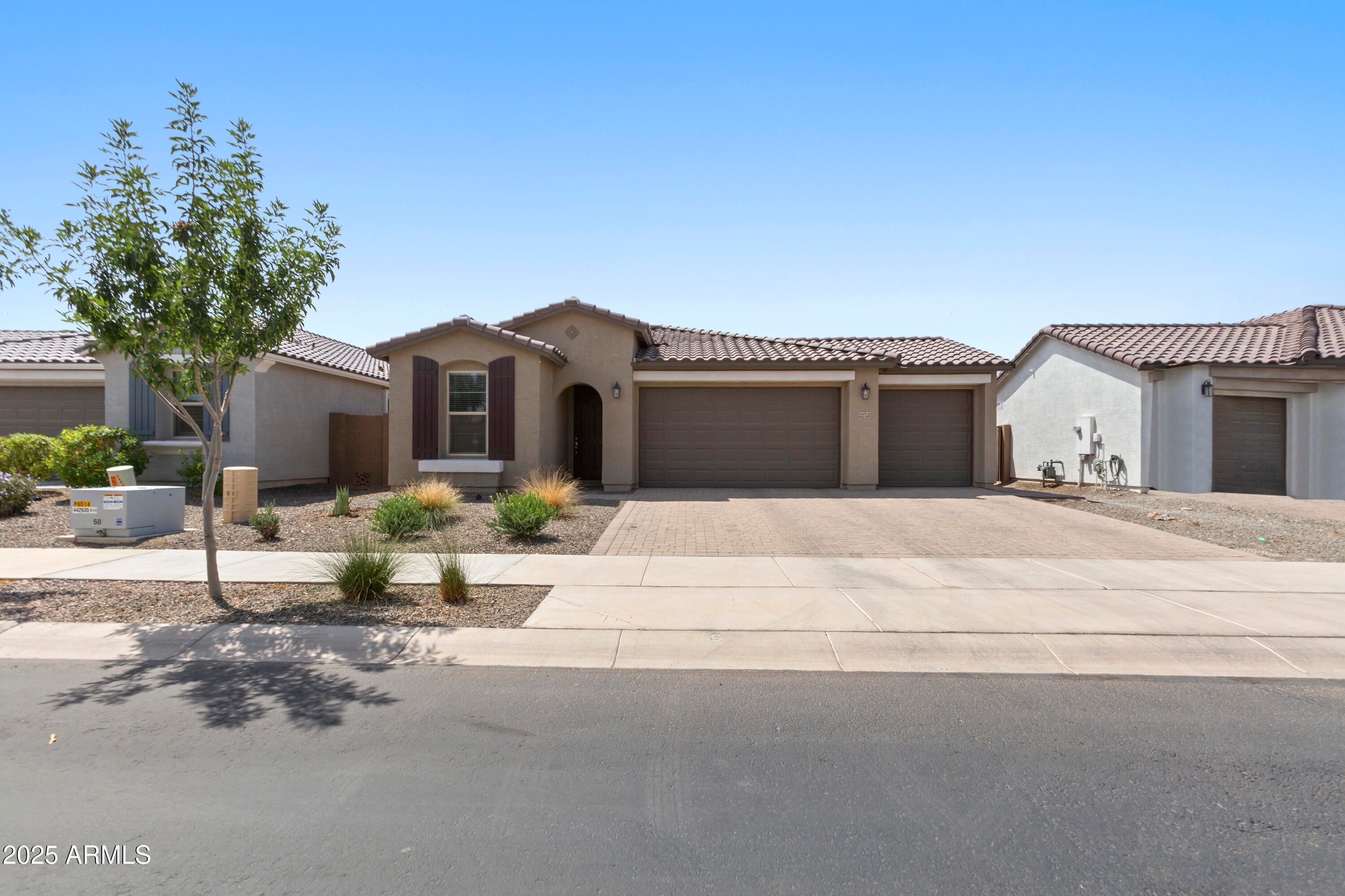 22521 E TWILIGHT Drive