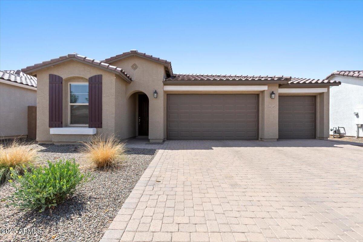 22521 E TWILIGHT Drive
