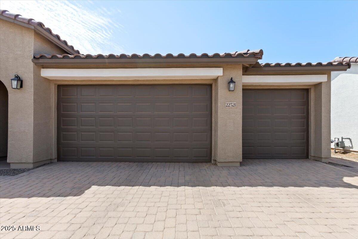 22521 E TWILIGHT Drive