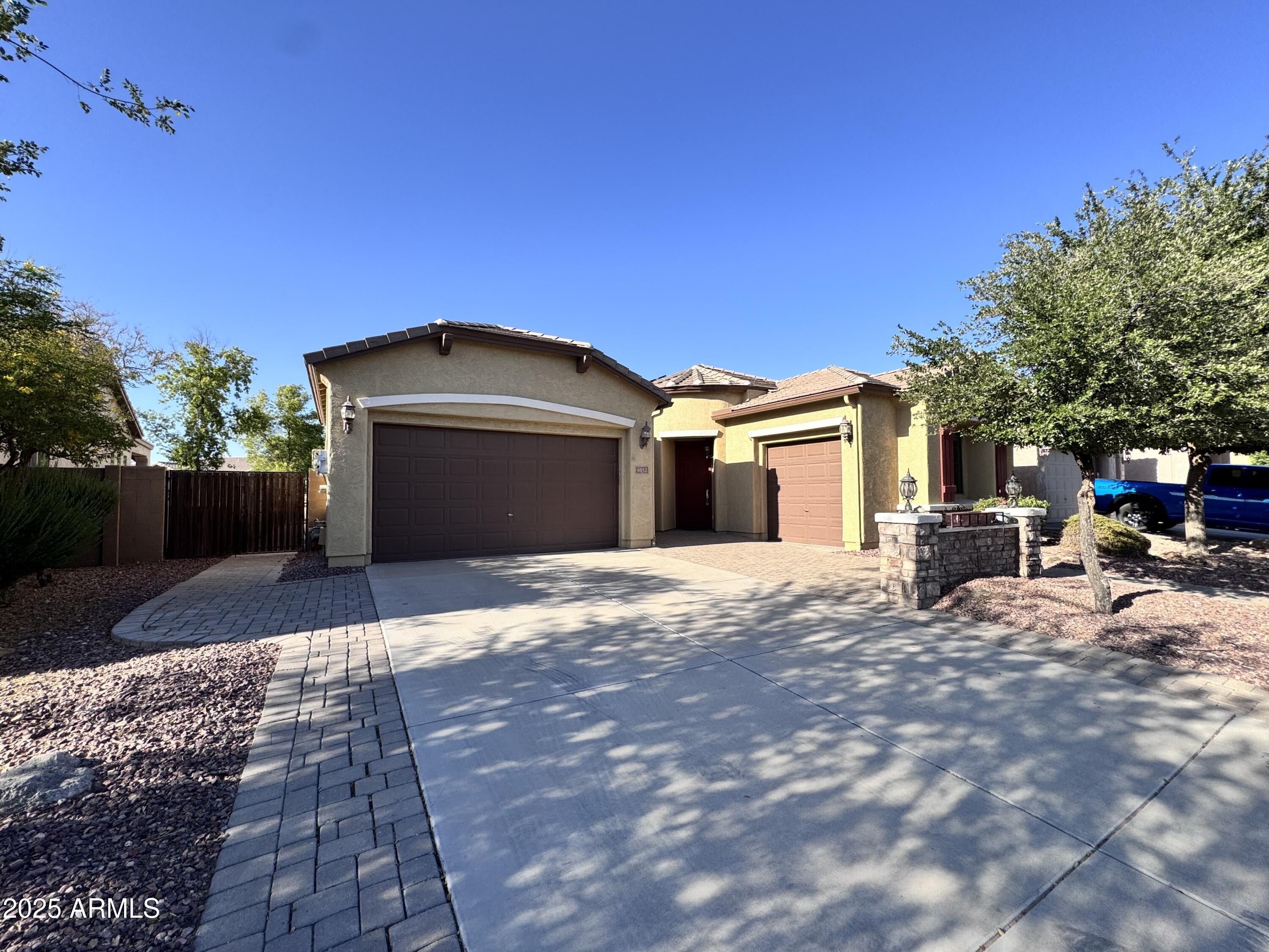 6552 W VICTORY Way