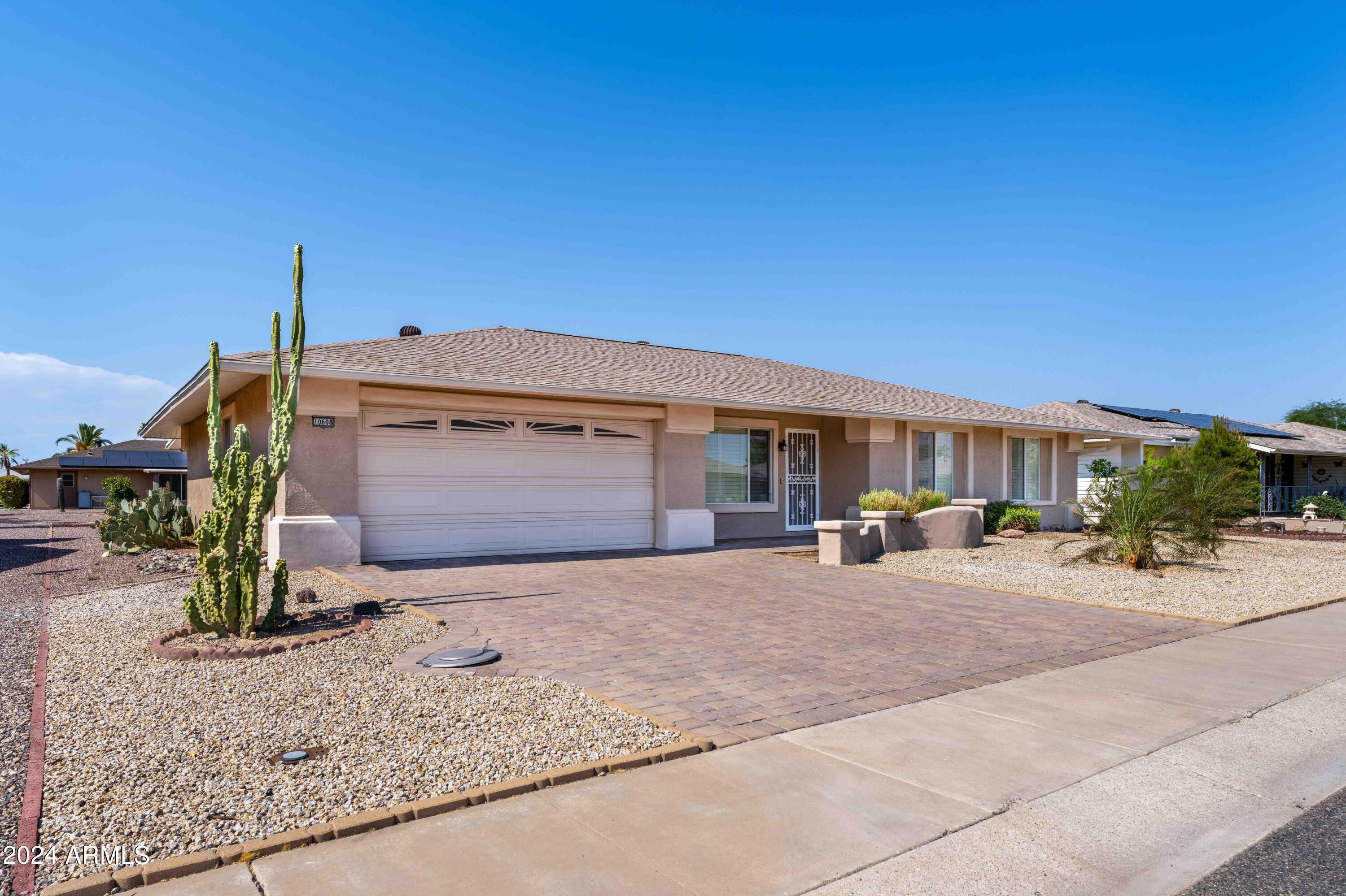 10608 W EDGEWOOD Drive