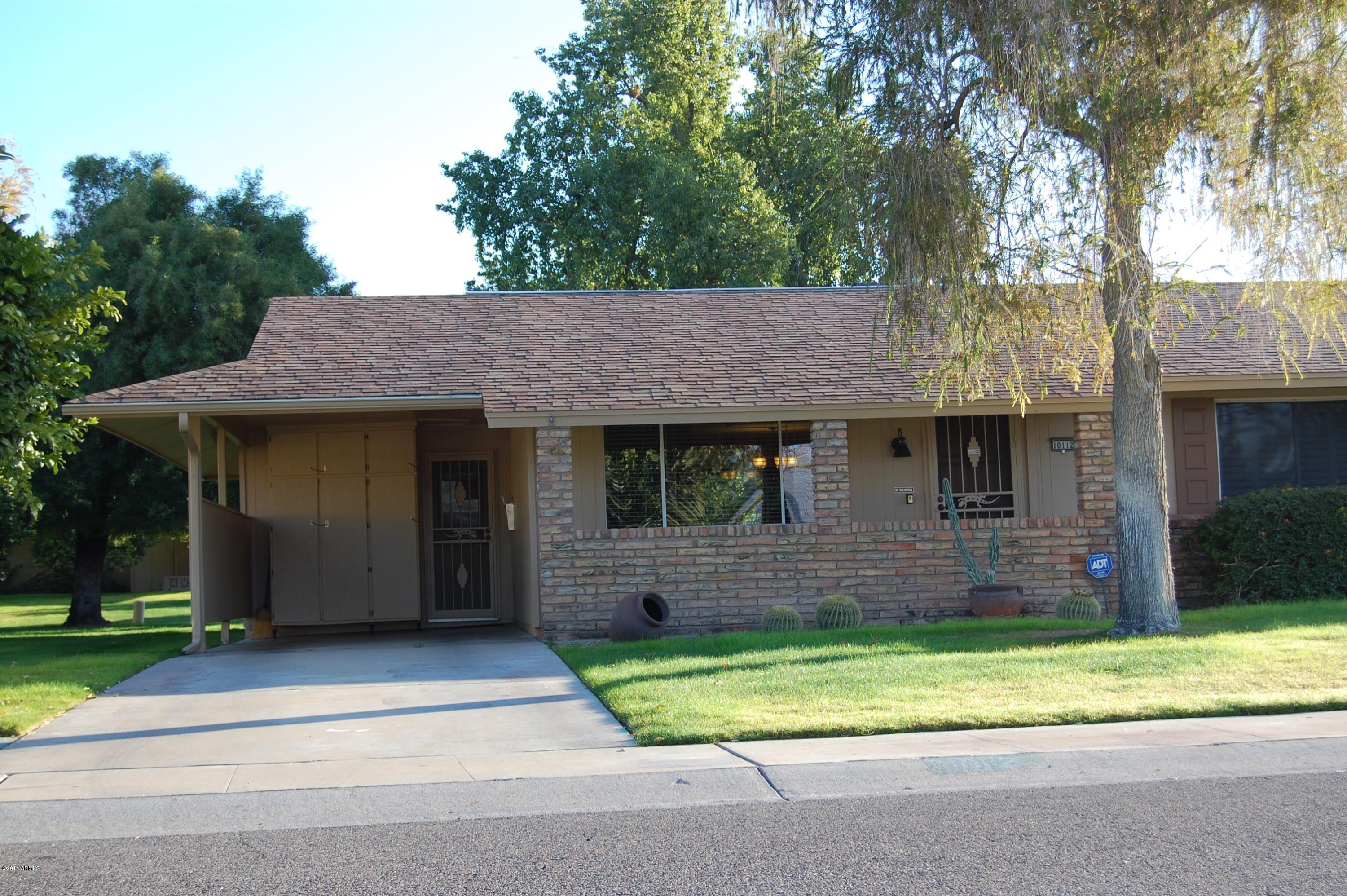 Photo 1 of 28 — 10112 W CANDLEWOOD Drive, Sun City, AZ 85351