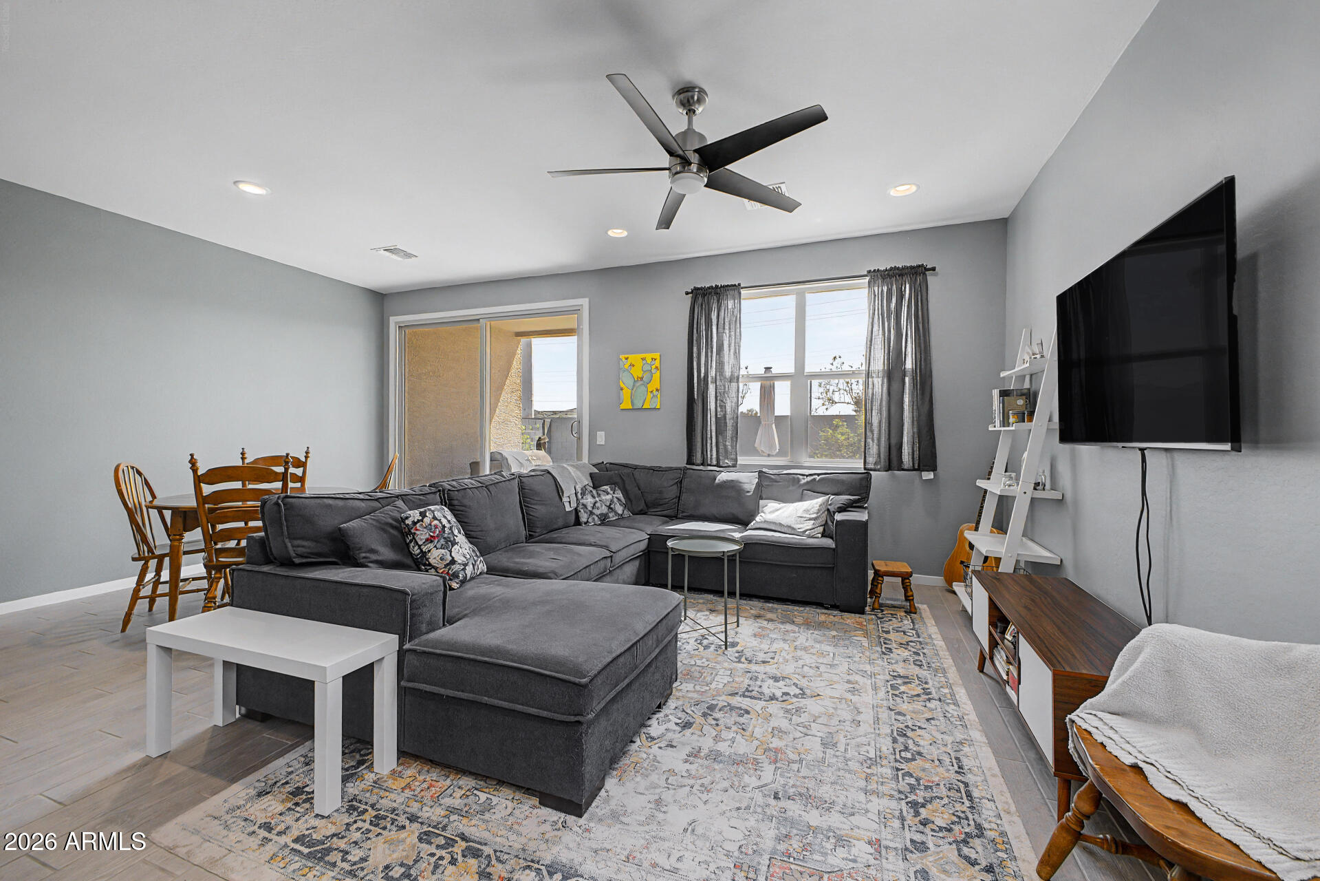 6773 W TRUMBULL Road