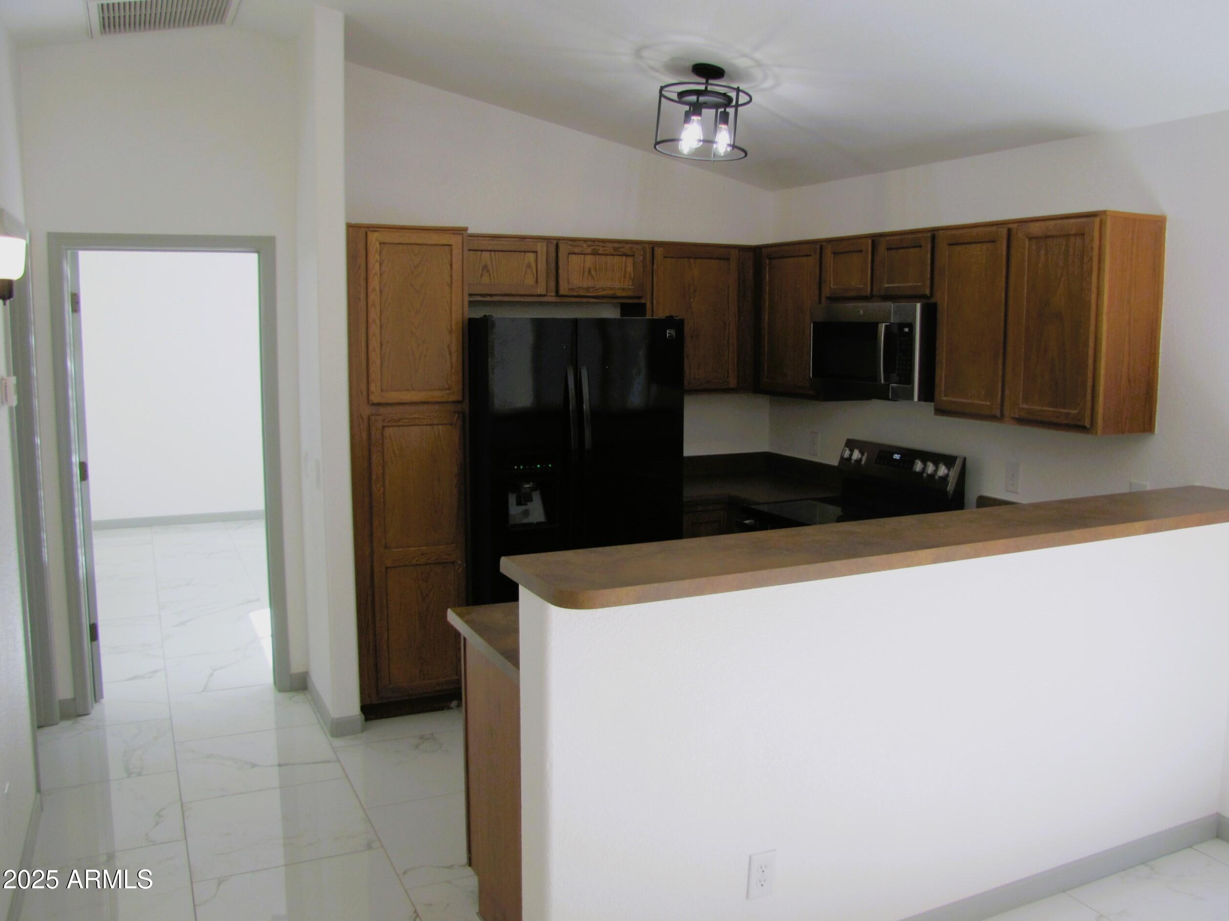 SILVERADO - Residential Lease