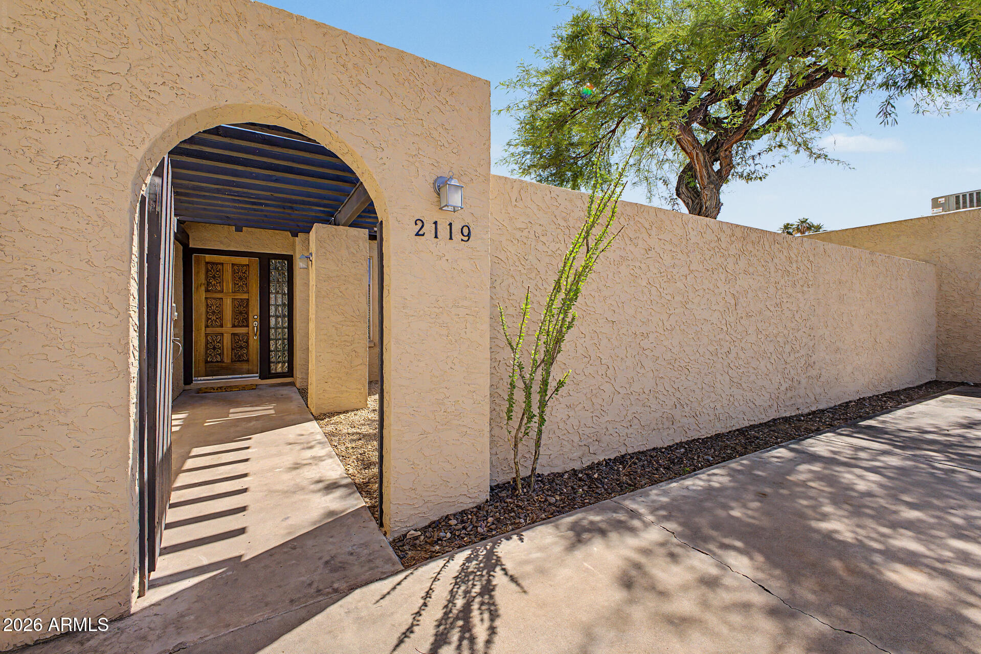 2119 E ALAMEDA Drive