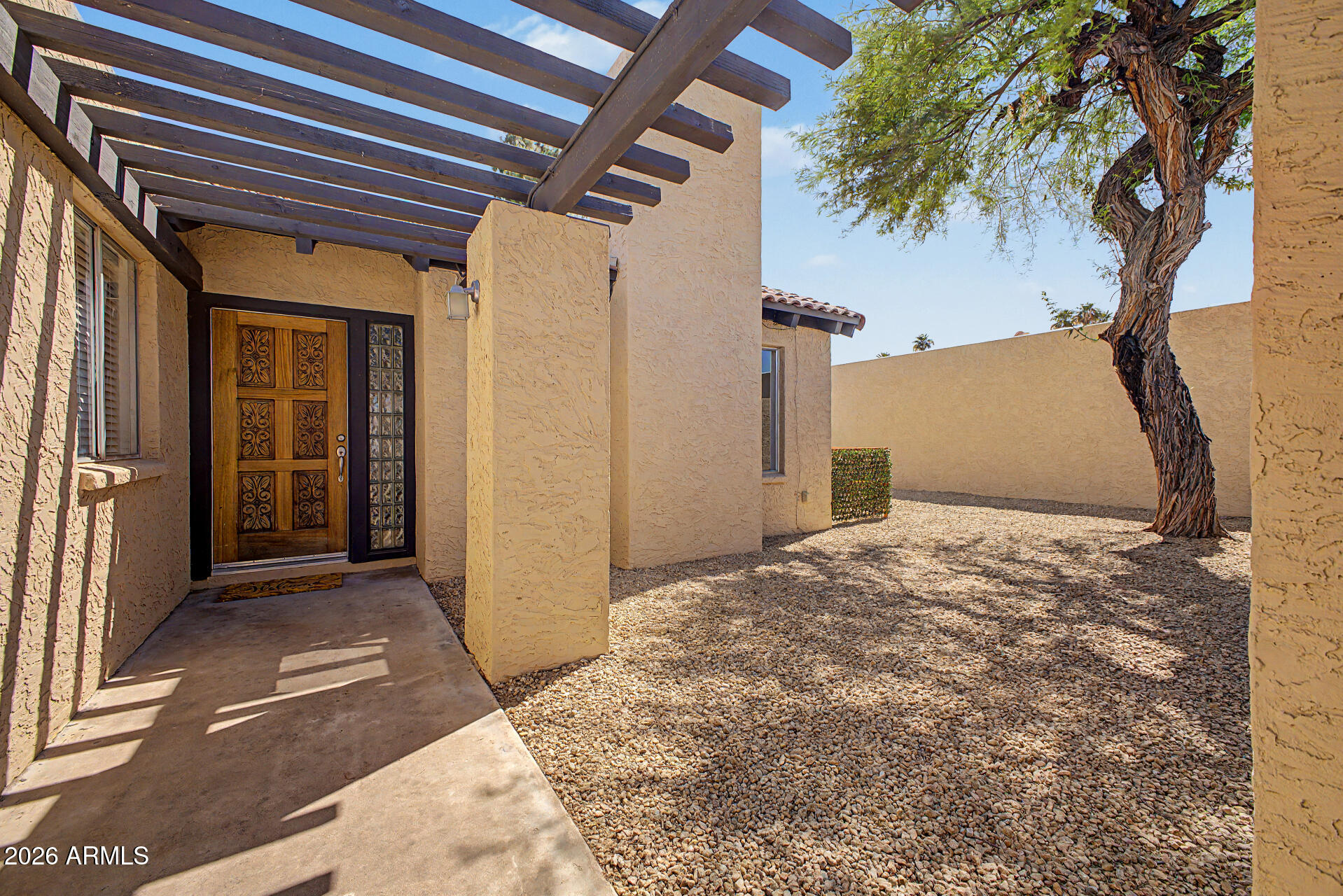 2119 E ALAMEDA Drive