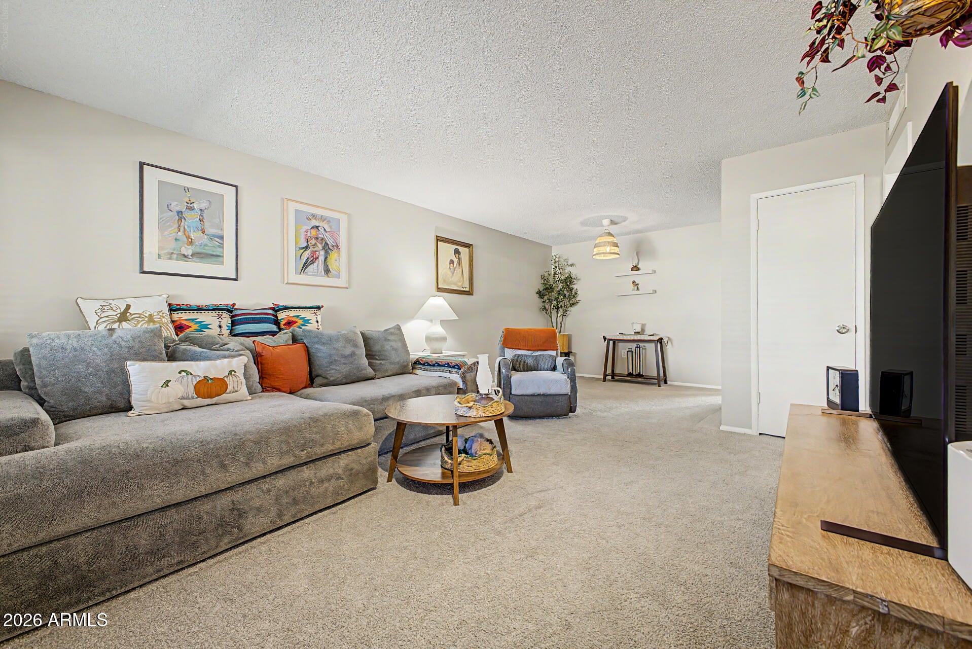 10547 W COGGINS Drive