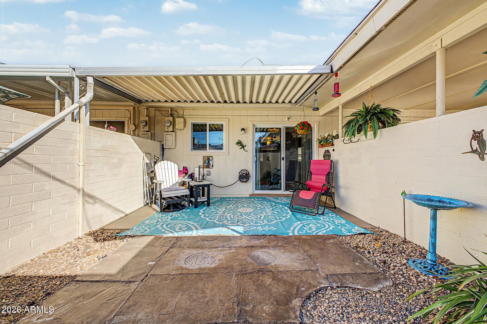 10547 W COGGINS Drive