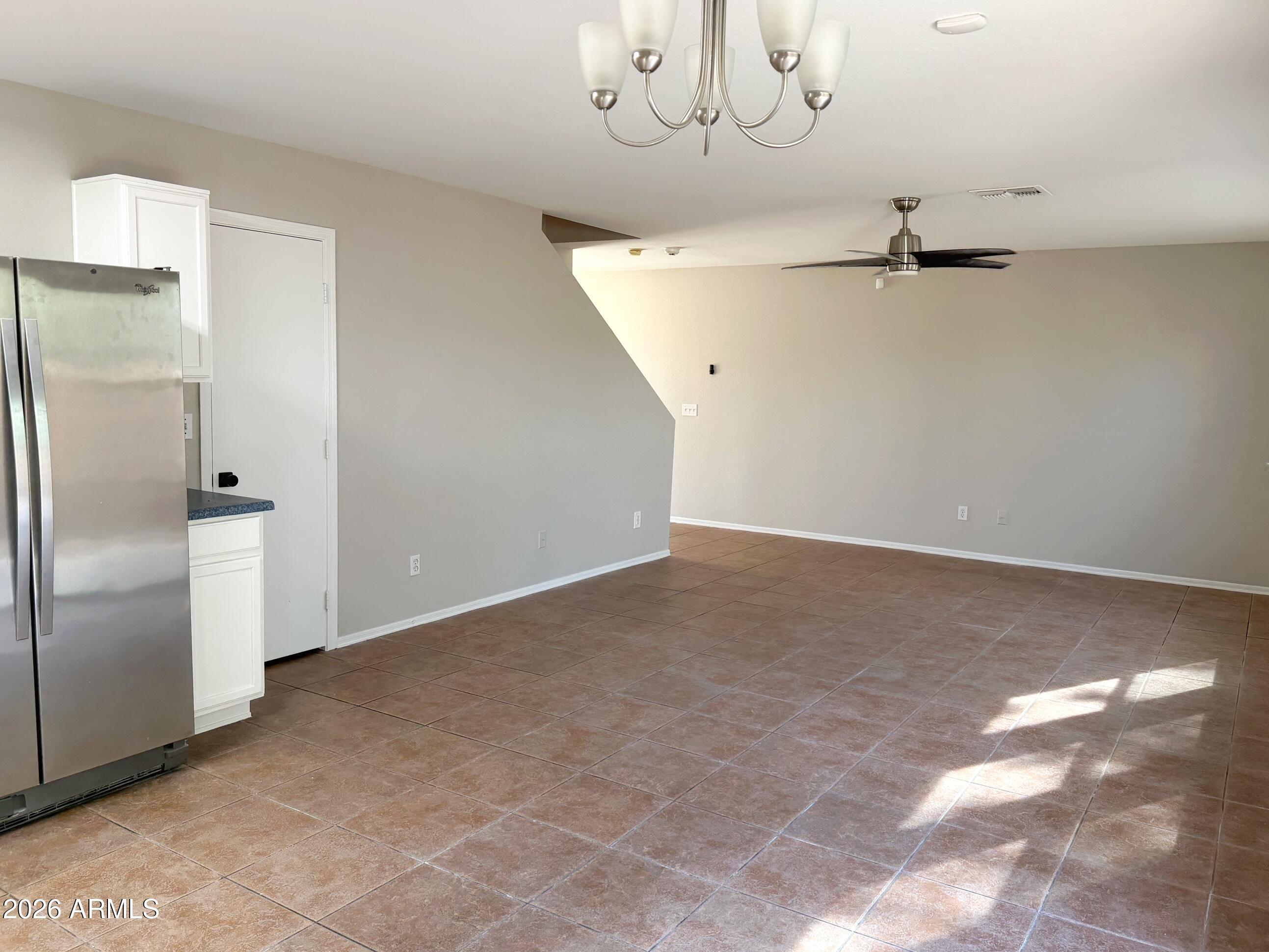 Properties 4 1567 S DANIELSON Way