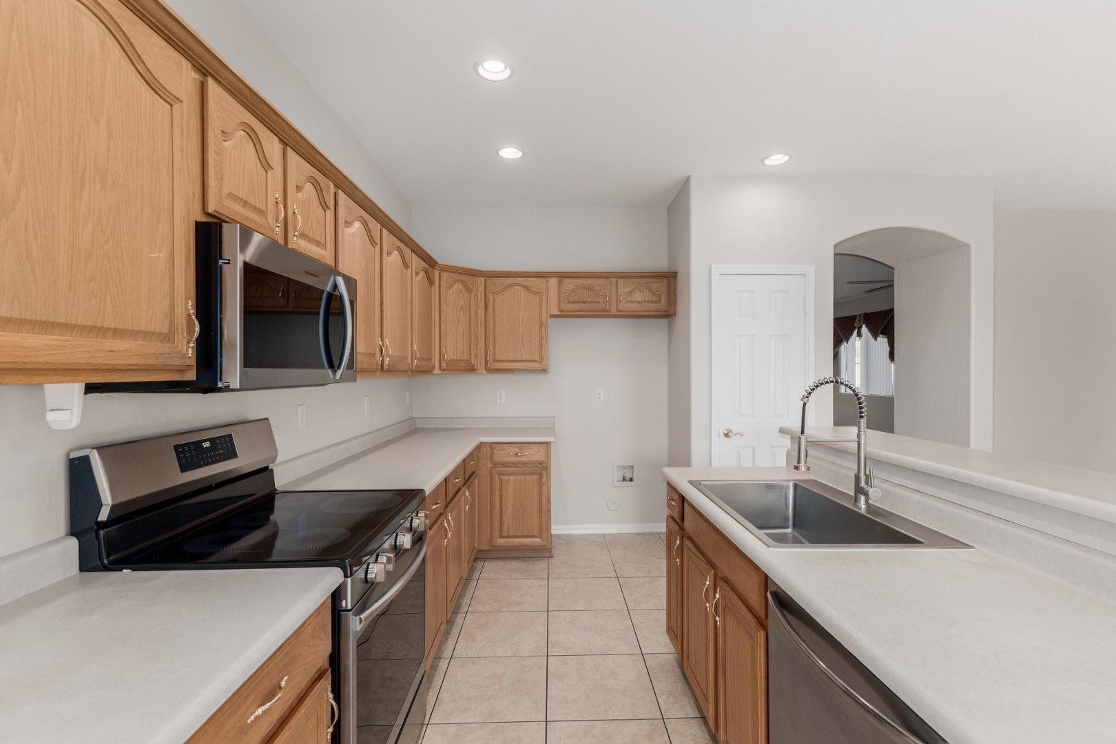 14625 W Amelia Avenue